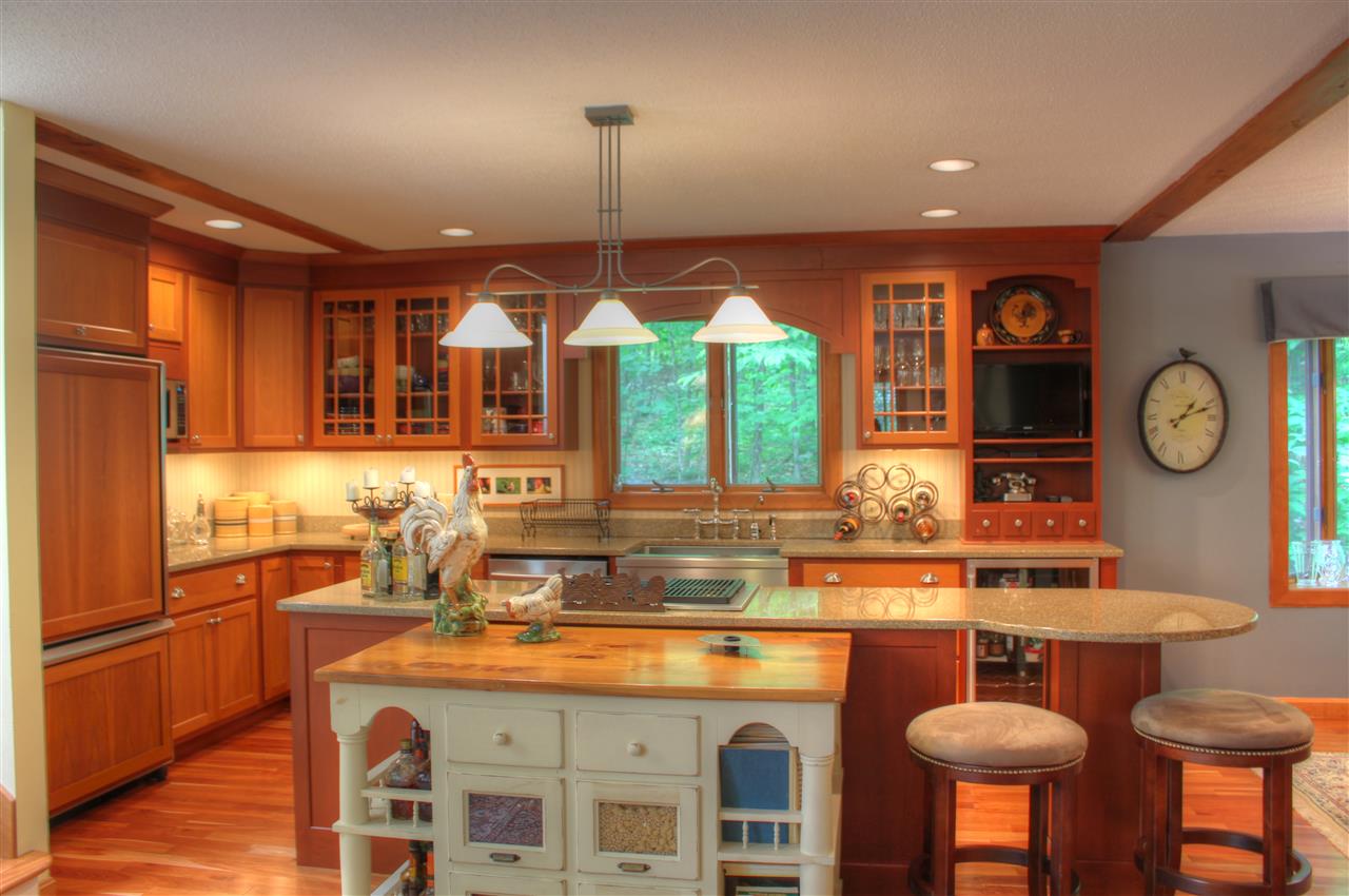 2344 Willard Road Hartford, VT 05059 - Photo 3 of 30 Gallery Image 3