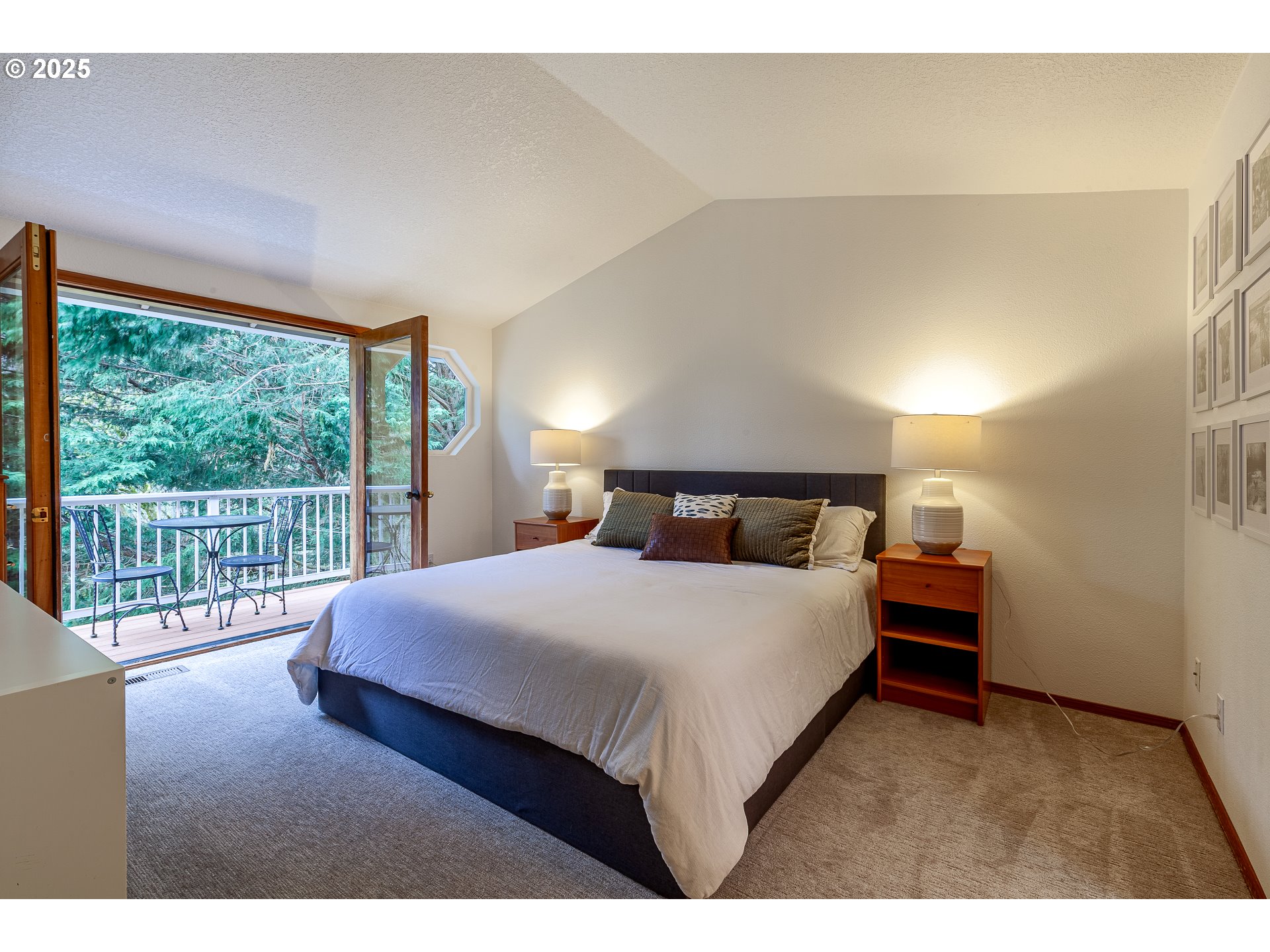 4216 Southwest Brugger Street Portland, OR 97219 - Photo 27 of 39 Gallery Image 27