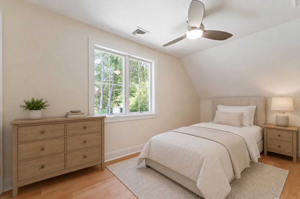 10 Mayflower Path Wayland, MA 01778 - Photo 23 of 33