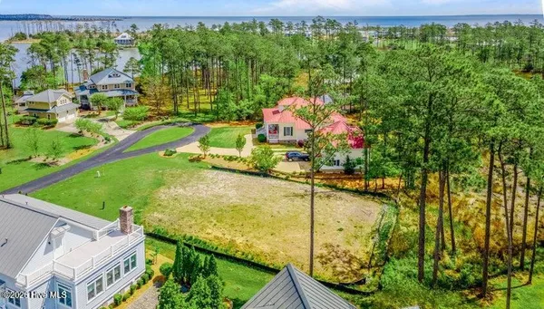 $67,900 | 42 Quidley Cove, Oriental, NC 28571