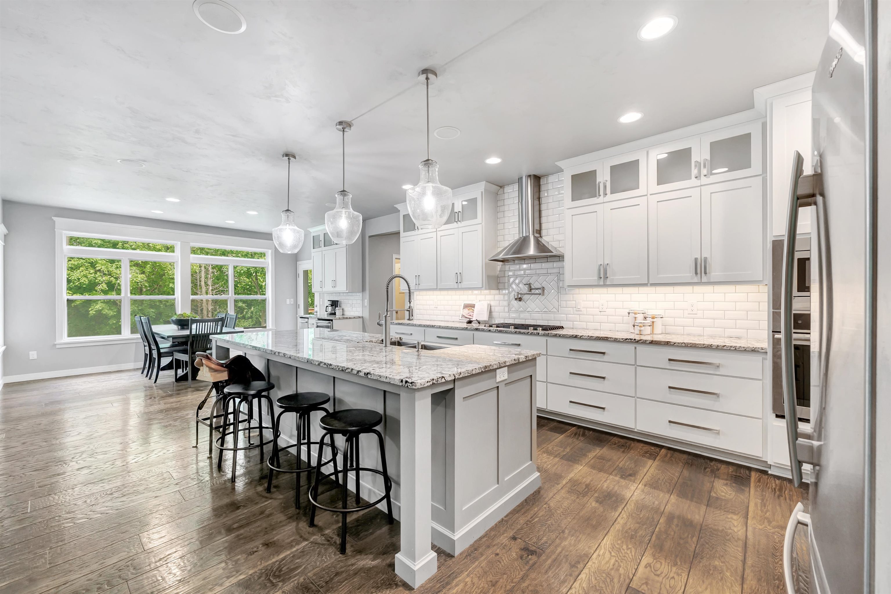 3371 Largo Ridge Drive Green Bay, WI 54311 - Photo 10 of 47