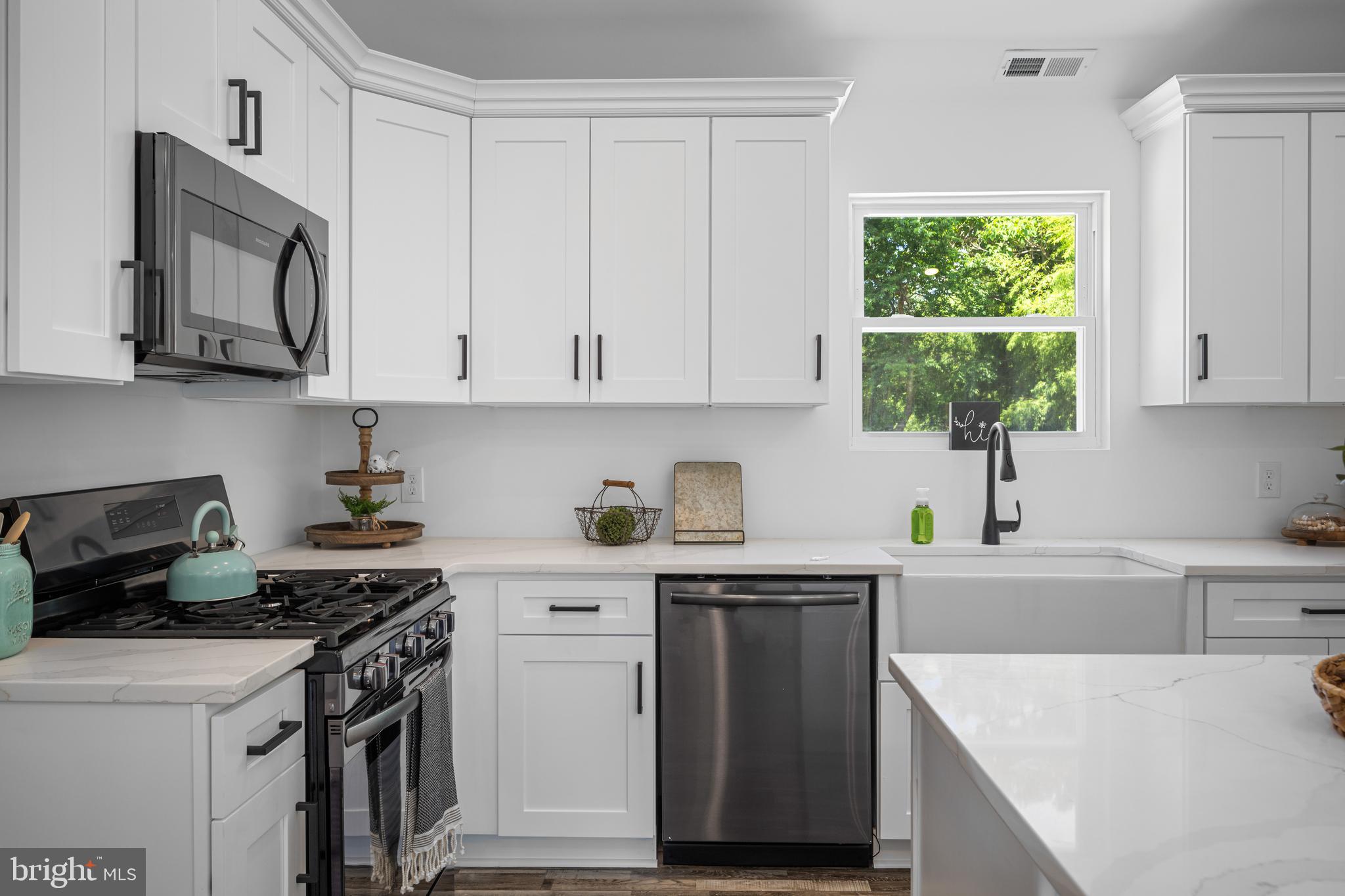 123 Illinois Road Pennsville, NJ 08070 - Photo 8 of 25 Gallery Image 8