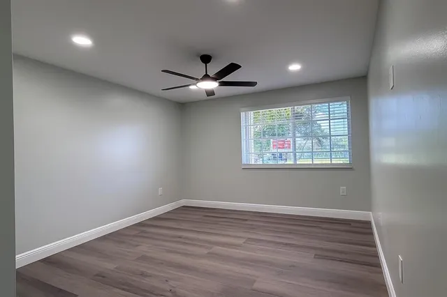 $2,300 | 1707 Village Boulevard, West Palm Beach, FL 33409