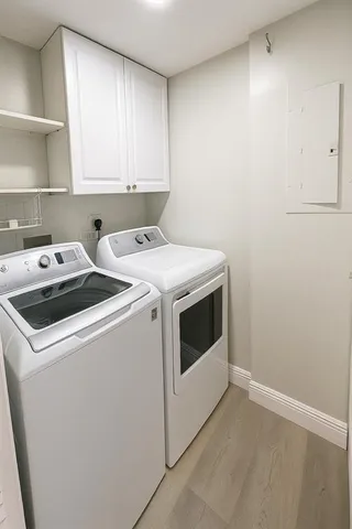 $2,300 | 1707 Village Boulevard, West Palm Beach, FL 33409