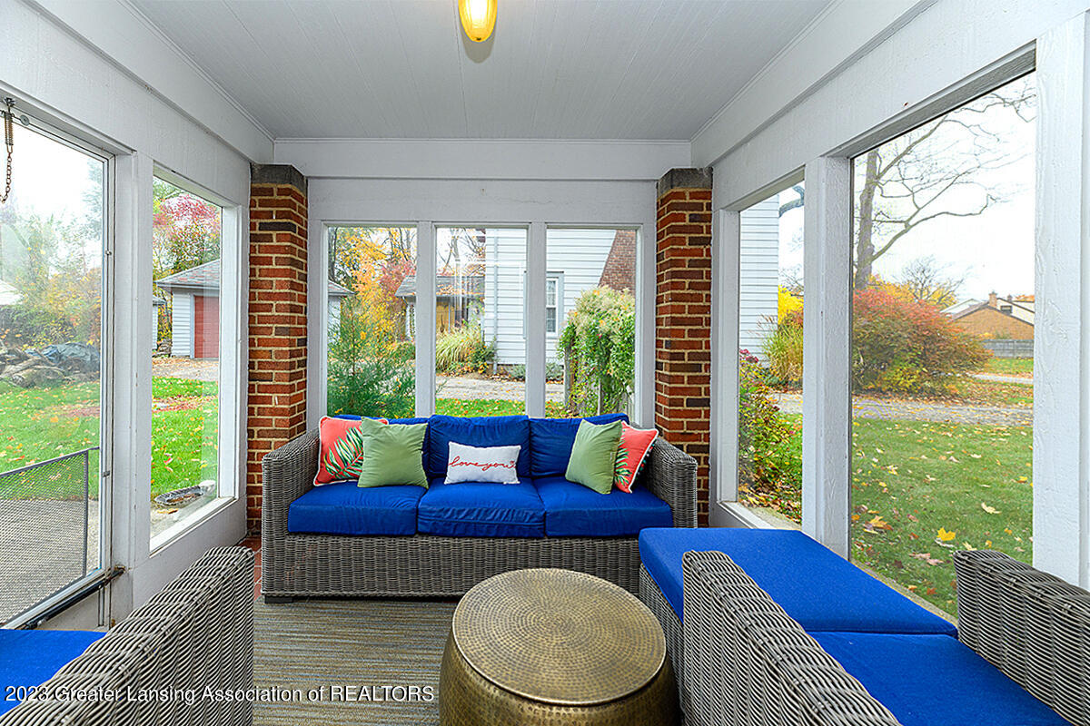 1601 Osborn Road Lansing, MI 48915 - Photo 31 of 36 Screened Porch