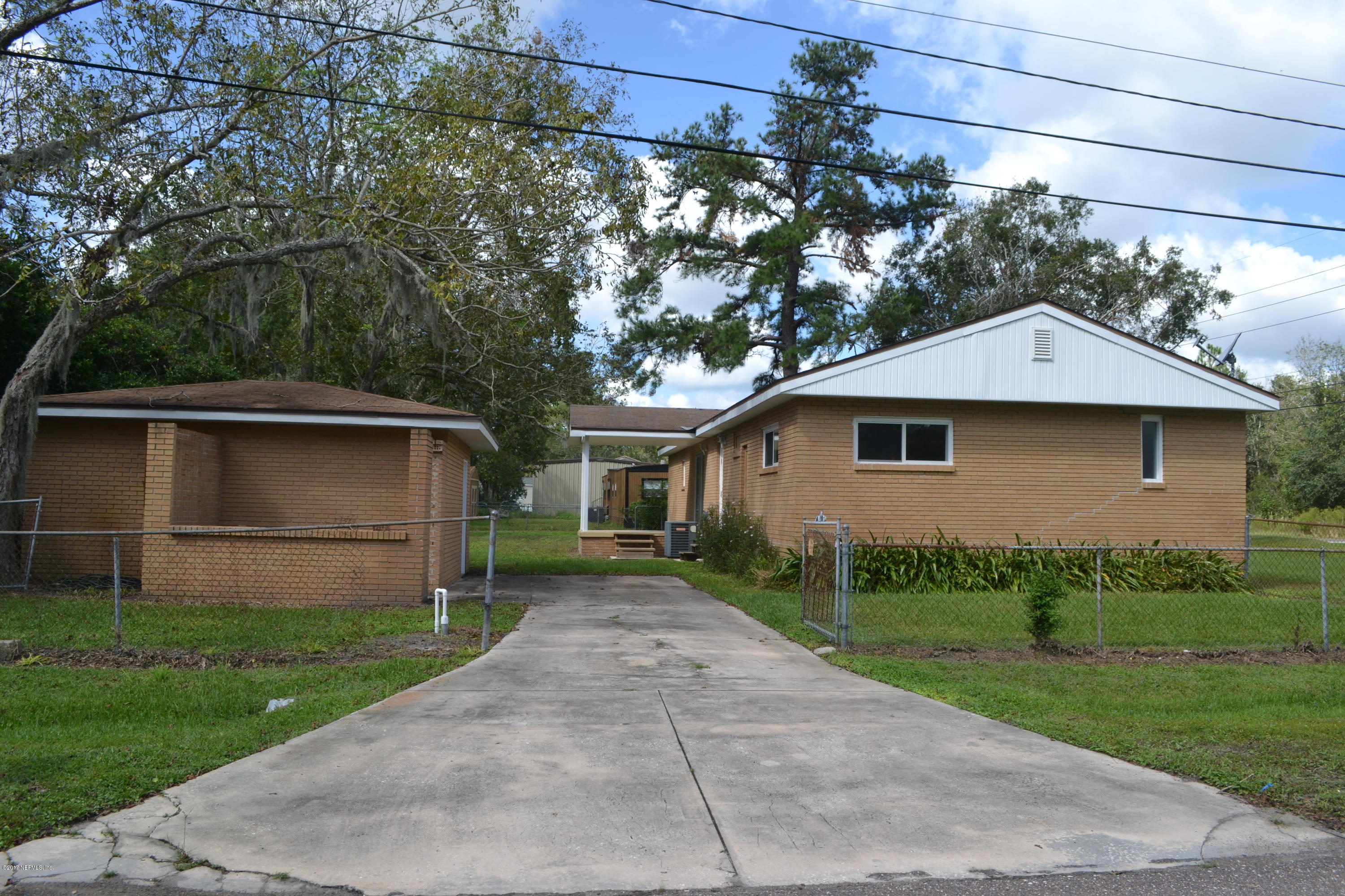 1210 Cole Road Jacksonville, FL 32218 - Photo 3 of 16 DSC_0124