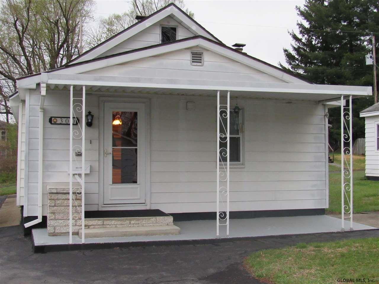 300 Glengary Road Rotterdam, NY 12304 - Photo 18 of 20 Photo 18