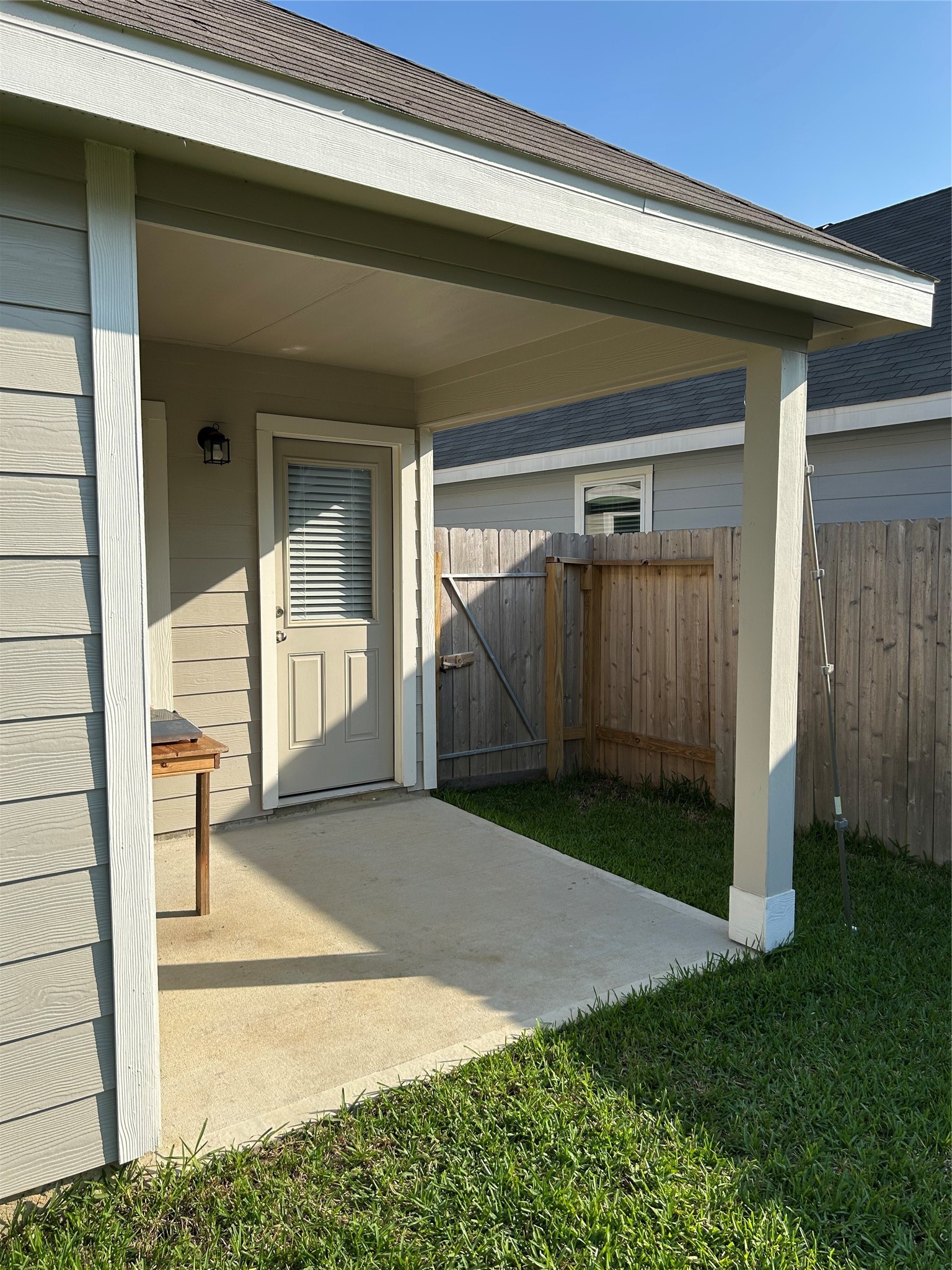 2255 Middle Rdg Drive Conroe, TX 77301 - Photo 14 of 17 a view of a house with a yard