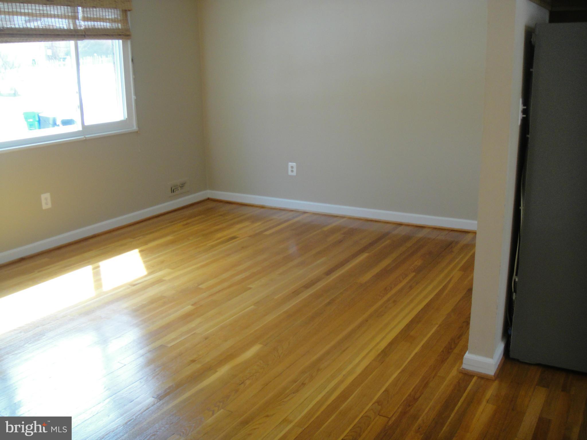 3603 Jeffry Street Silver Spring, MD 20906 - Photo 3 of 30 Living Room