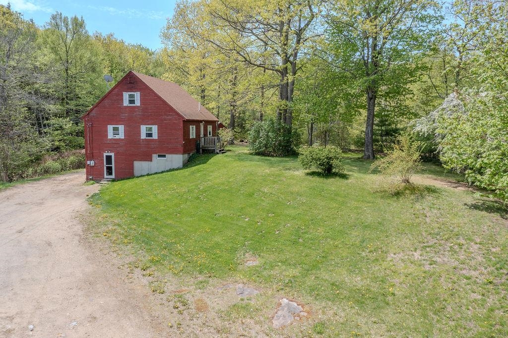 348 North Road Deerfield, NH 03037 - Photo 28 of 41