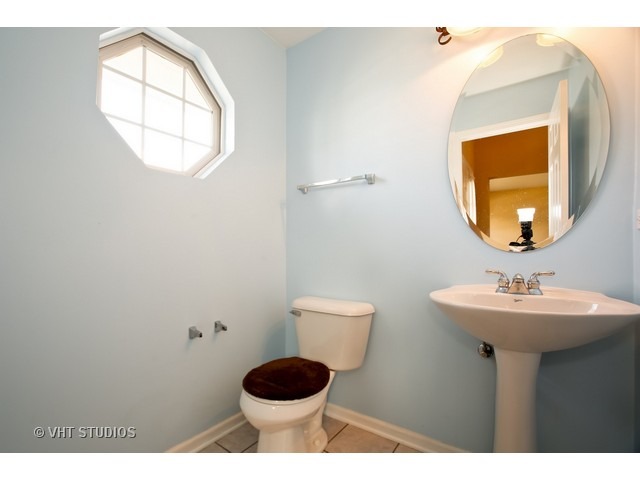 470 Raintree Drive Oswego, IL 60543 - Photo 21 of 25
