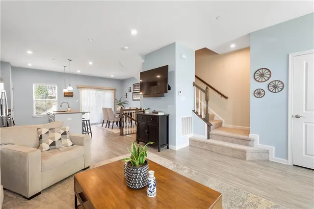 $315,000 | 128 Providence Way, Pittsburgh, PA 15234