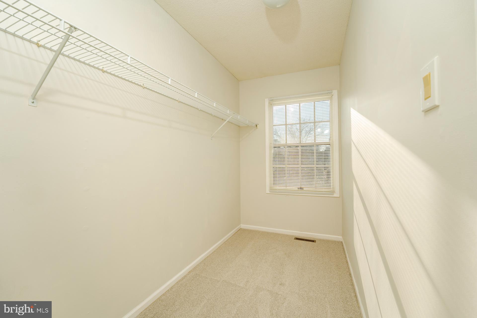 19 Clipper Court Atlantic City, NJ 08401 - Photo 17 of 35 a view of an empty room