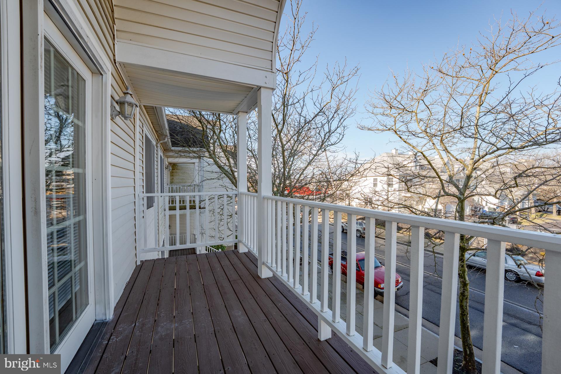 19 Clipper Court Atlantic City, NJ 08401 - Photo 22 of 35 a view of a wooden house with a large window