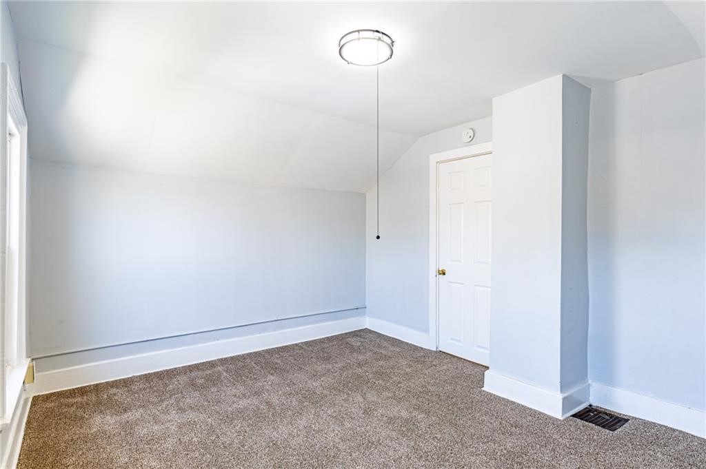 223 Orchard Street Rochester, NY 14606 - Photo 18 of 30 Gallery Image 18