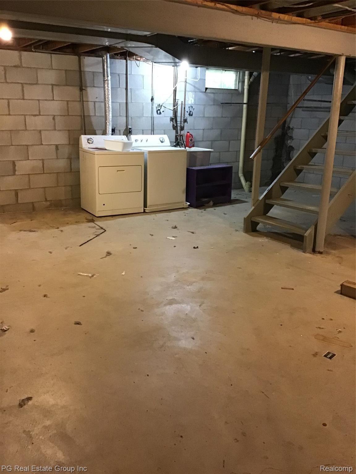 10450 North Linden Road Clio, MI 48420 - Photo 26 of 34 Basement View Washer and Dryer Hookup.jpg