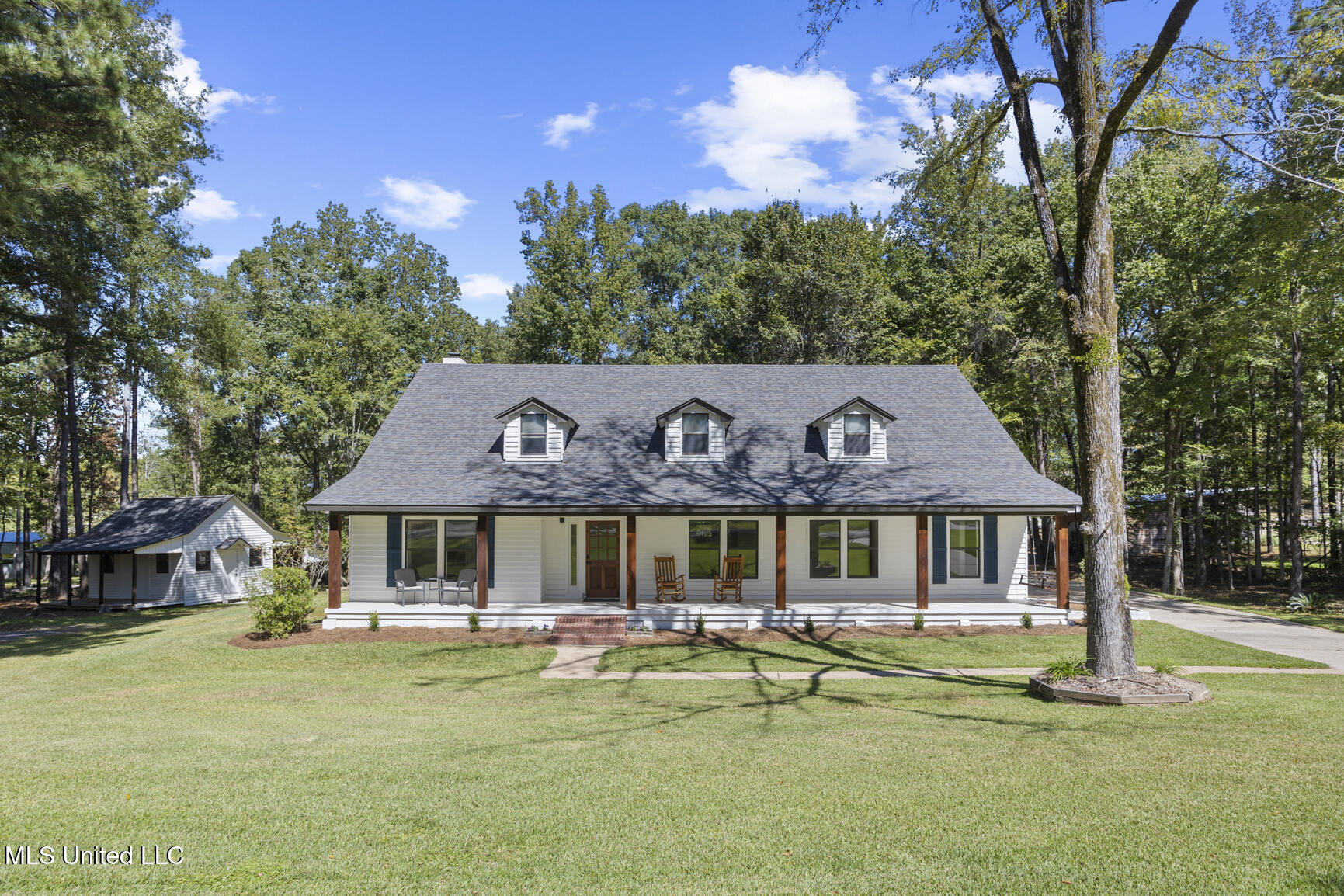 313 Le Bourgeois Lane Brandon, MS 39047 - Photo 2 of 54 313 L Bourgeois-2