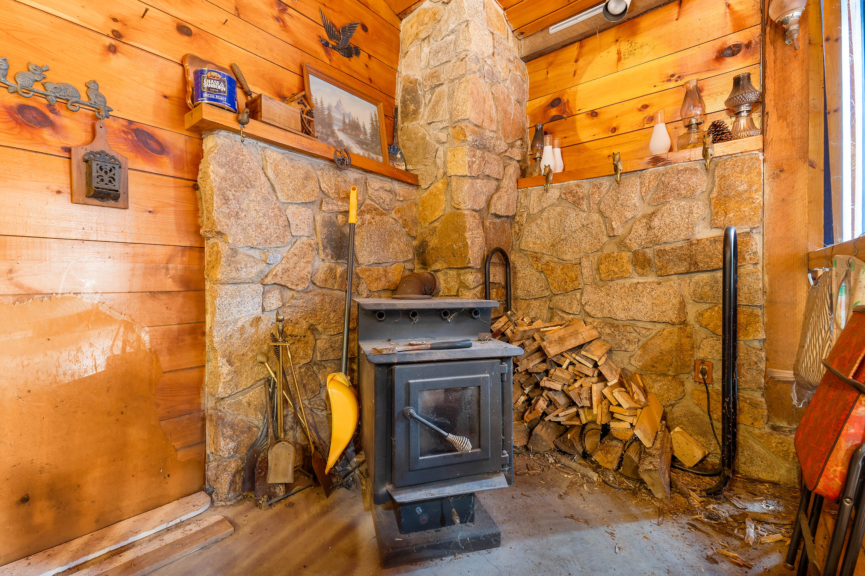 224 Branch Road Wells, ME 04090 - Photo 12 of 31 224 Branch Rd_Pink Granite Chimney and w