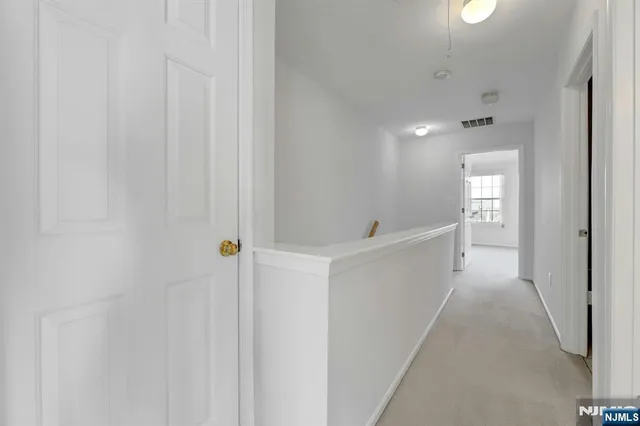 $3,200 | 2198 Kent Court, Mahwah, NJ 07430