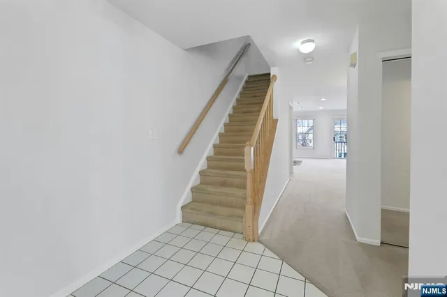 $3,200 | 2198 Kent Court, Mahwah, NJ 07430