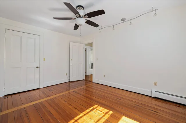 $3,500 | 107 Old Beach Road, Unit 2, Newport, RI 02840