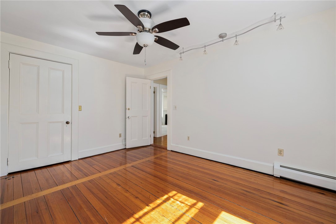 107 Old Beach Road, Unit 2 Newport, RI 02840 - Photo 21 of 38