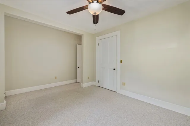 $3,500 | 107 Old Beach Road, Unit 2, Newport, RI 02840