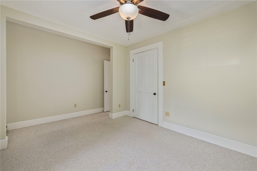 107 Old Beach Road, Unit 2 Newport, RI 02840 - Photo 26 of 38