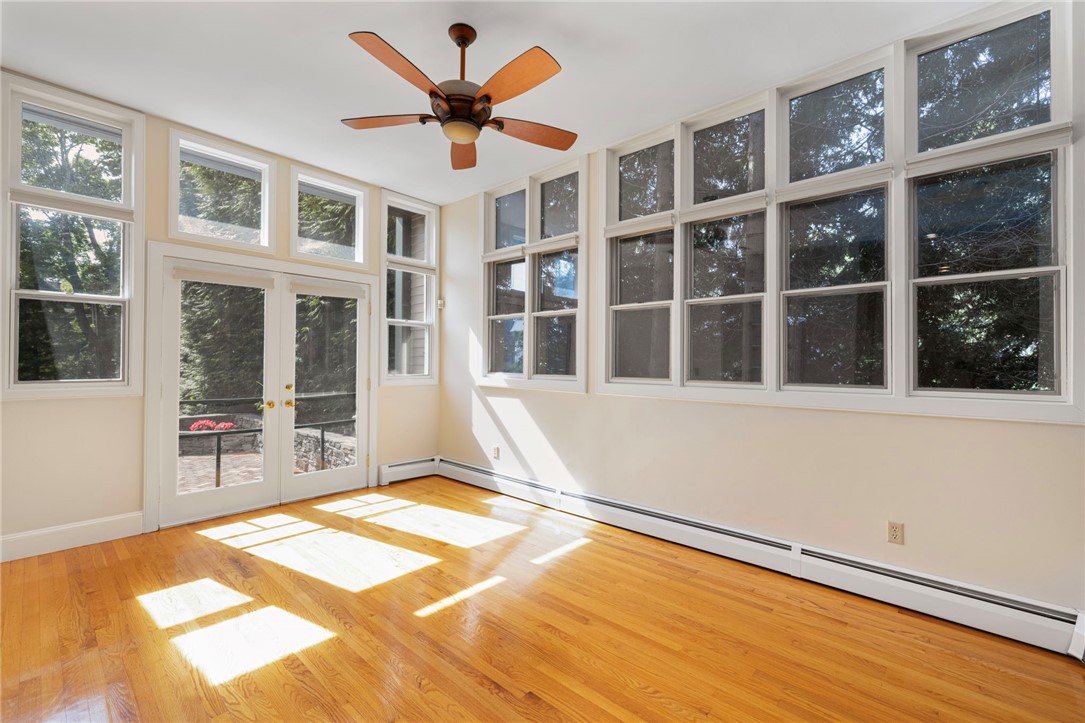 107 Old Beach Road, Unit 2 Newport, RI 02840 - Photo 4 of 38