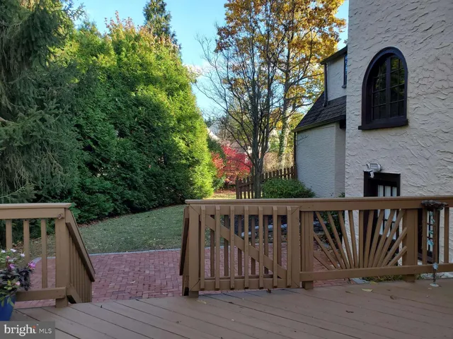 a view of backyard with green space