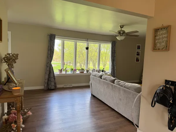 $2,700 | 350 North 375 West, Valparaiso, IN 46385