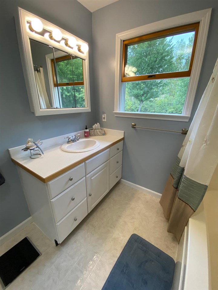 4317 Stork Road Saginaw, MI 48604 - Photo 39 of 51 1893237-38.JPG