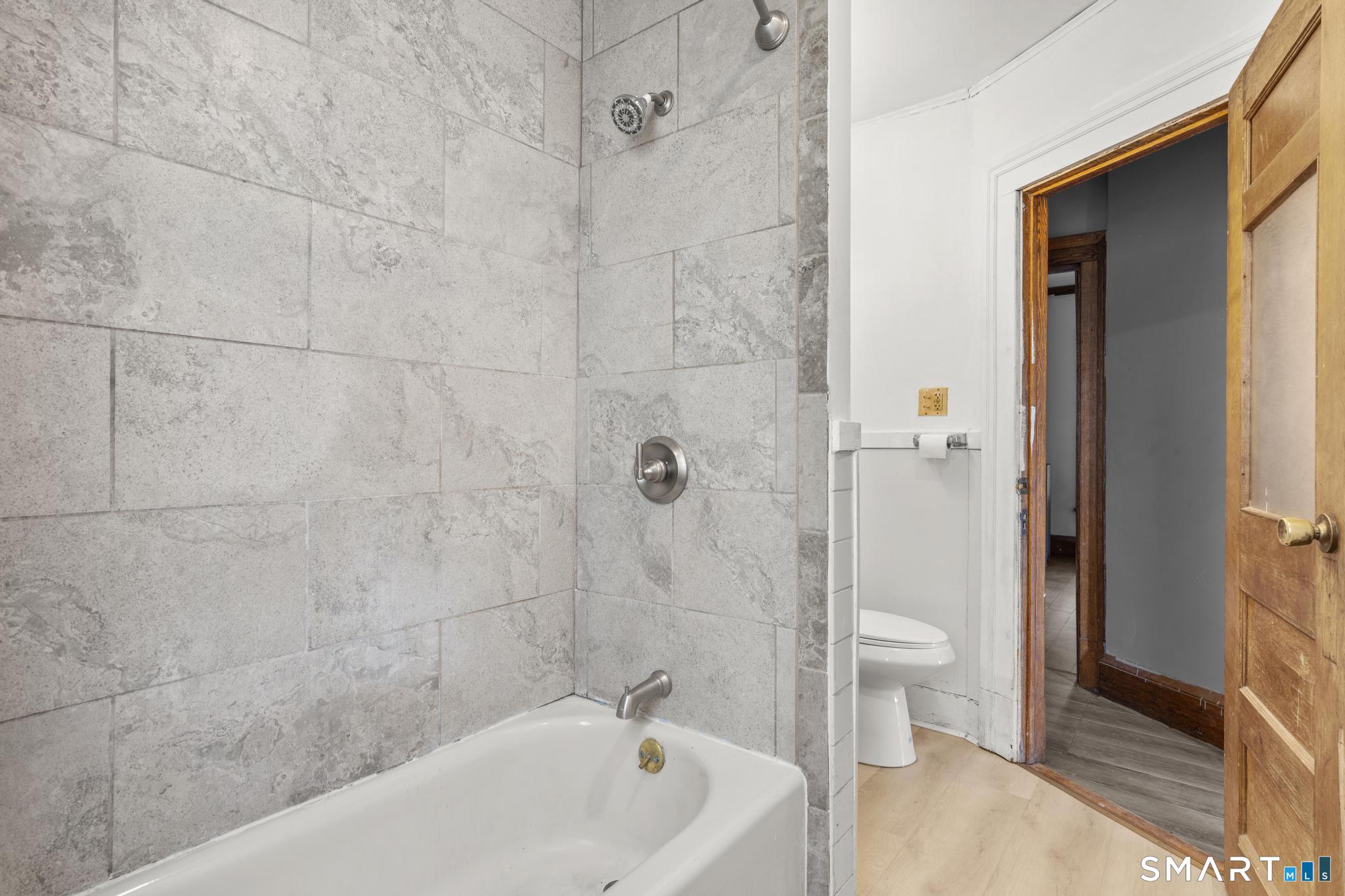 351 Chestnut Street New Britain, CT 06051 - Photo 16 of 23