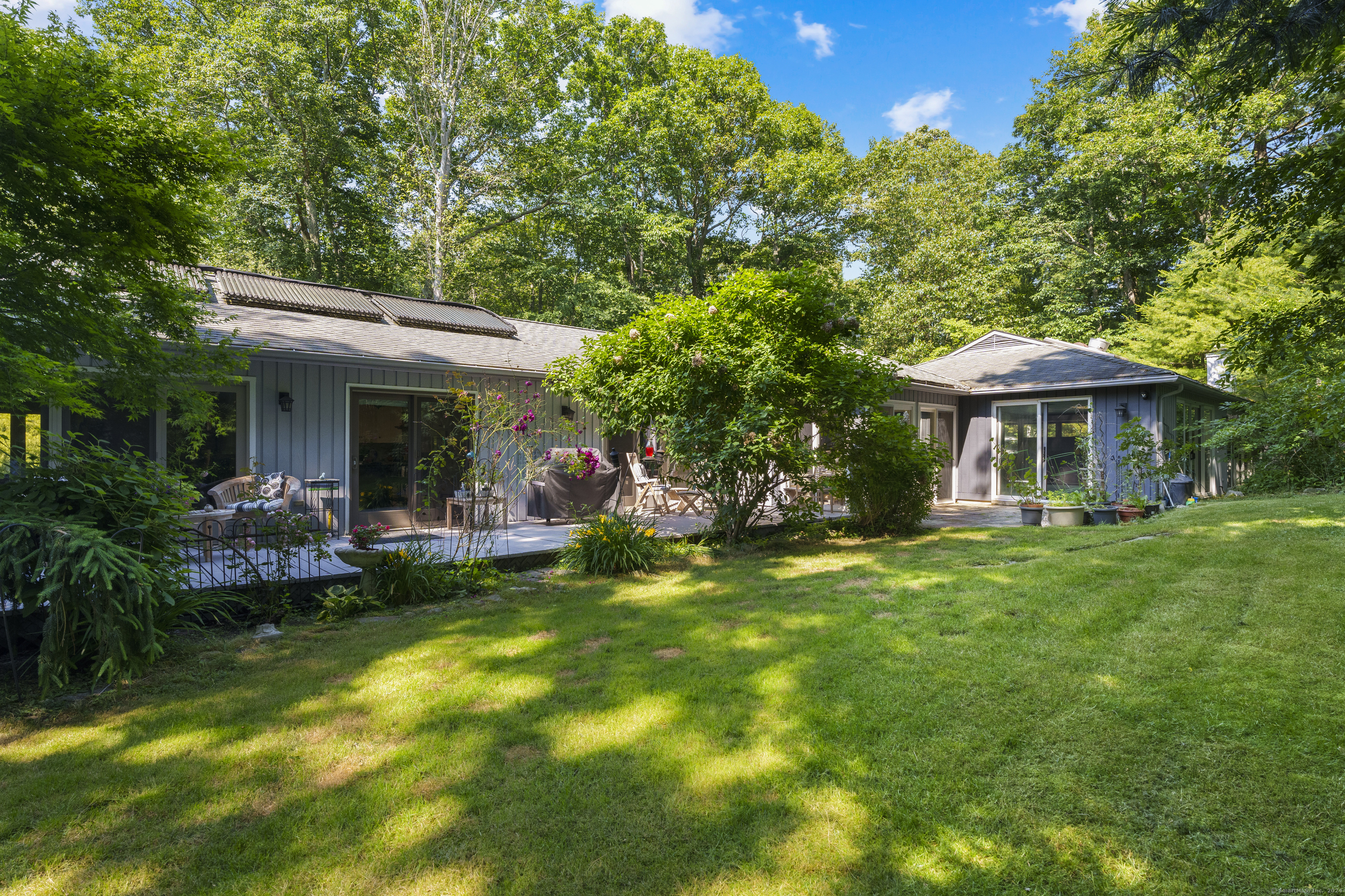 268 Peddlers Road Guilford, CT 06437 - Photo 1 of 1