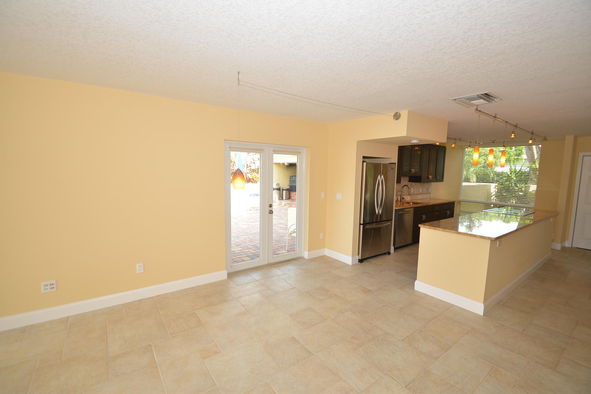 780 Jeffery Street, Unit 4 Boca Raton, FL 33487 - Photo 17 of 38 DSC_3231