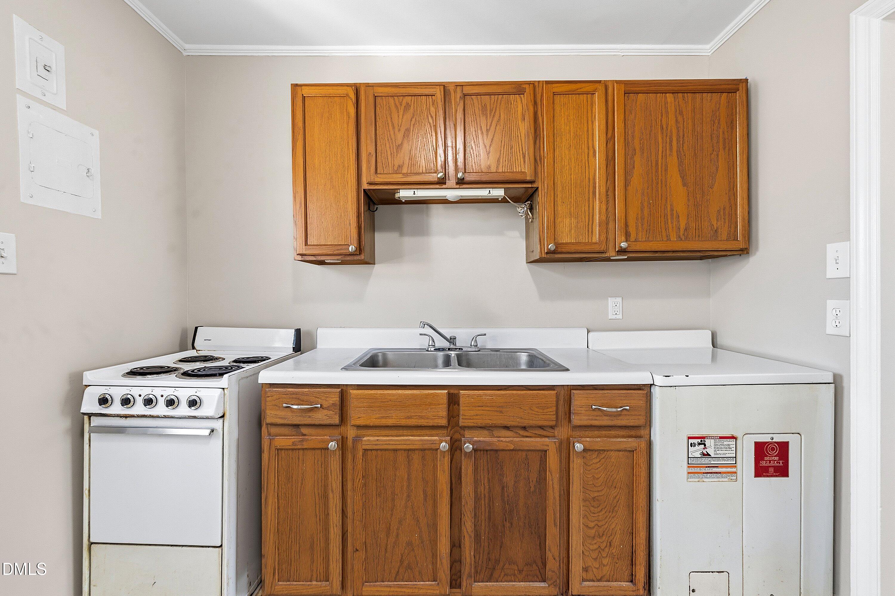 2324 Bernard Street Raleigh, NC 27608 - Photo 13 of 32