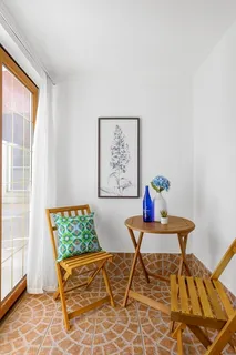$699,000 | 2440 Massachusetts Avenue, Unit 3, Cambridge, MA 02140
