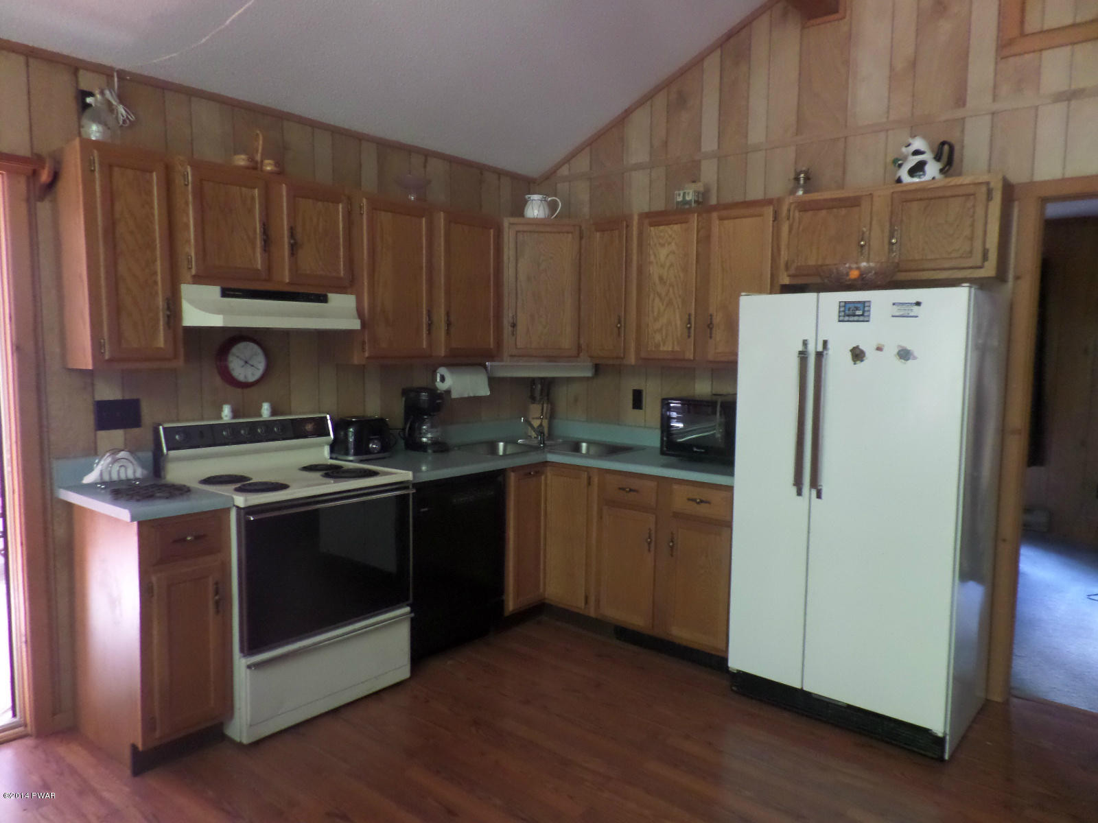 98 Aspen Ridge Hawley, PA 18428 - Photo 5 of 16 Gallery Image 5
