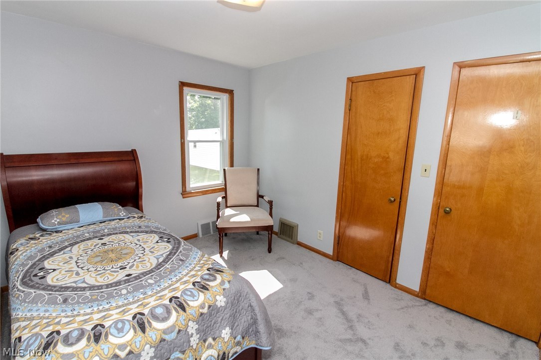 349 Clarmont Road Eastlake, OH 44095 - Photo 17 of 32