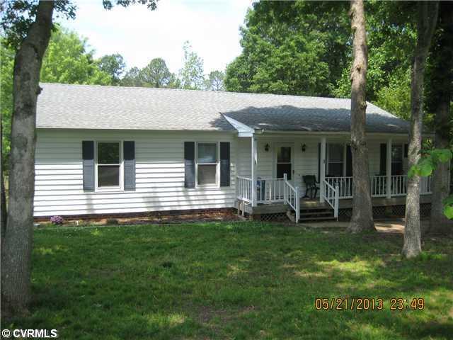 5224 Reids Pointe Road Glen Allen, VA 23060 - Photo 1 of 12 Exterior Front