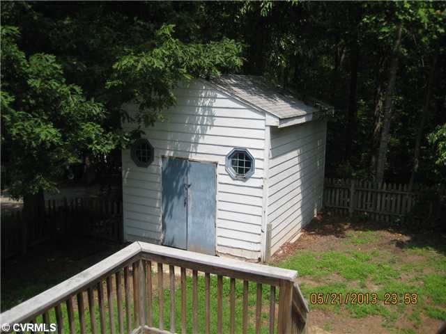 5224 Reids Pointe Road Glen Allen, VA 23060 - Photo 12 of 12 Exterior Back