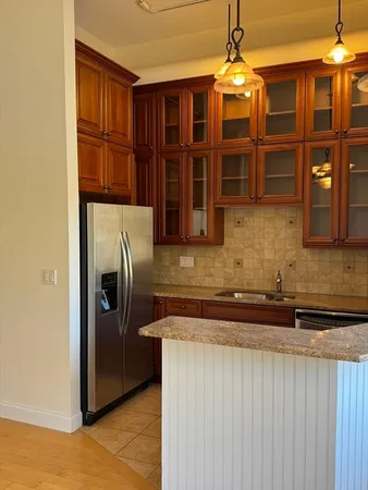 $1,700 | 35 New South Street, Unit 305, Northampton, MA 01060