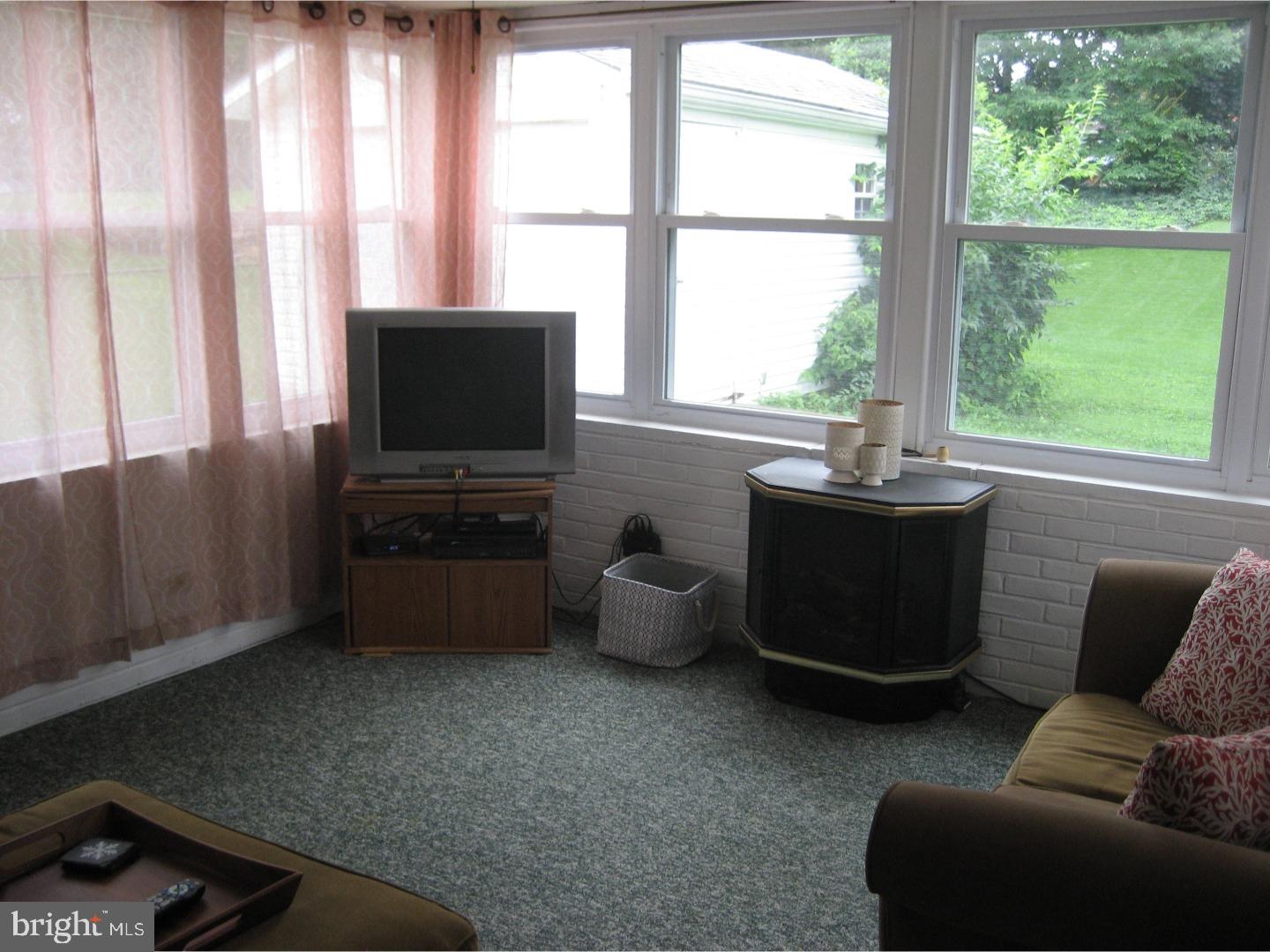 330 Pinecrest Road Springfield, PA 19064 - Photo 11 of 25