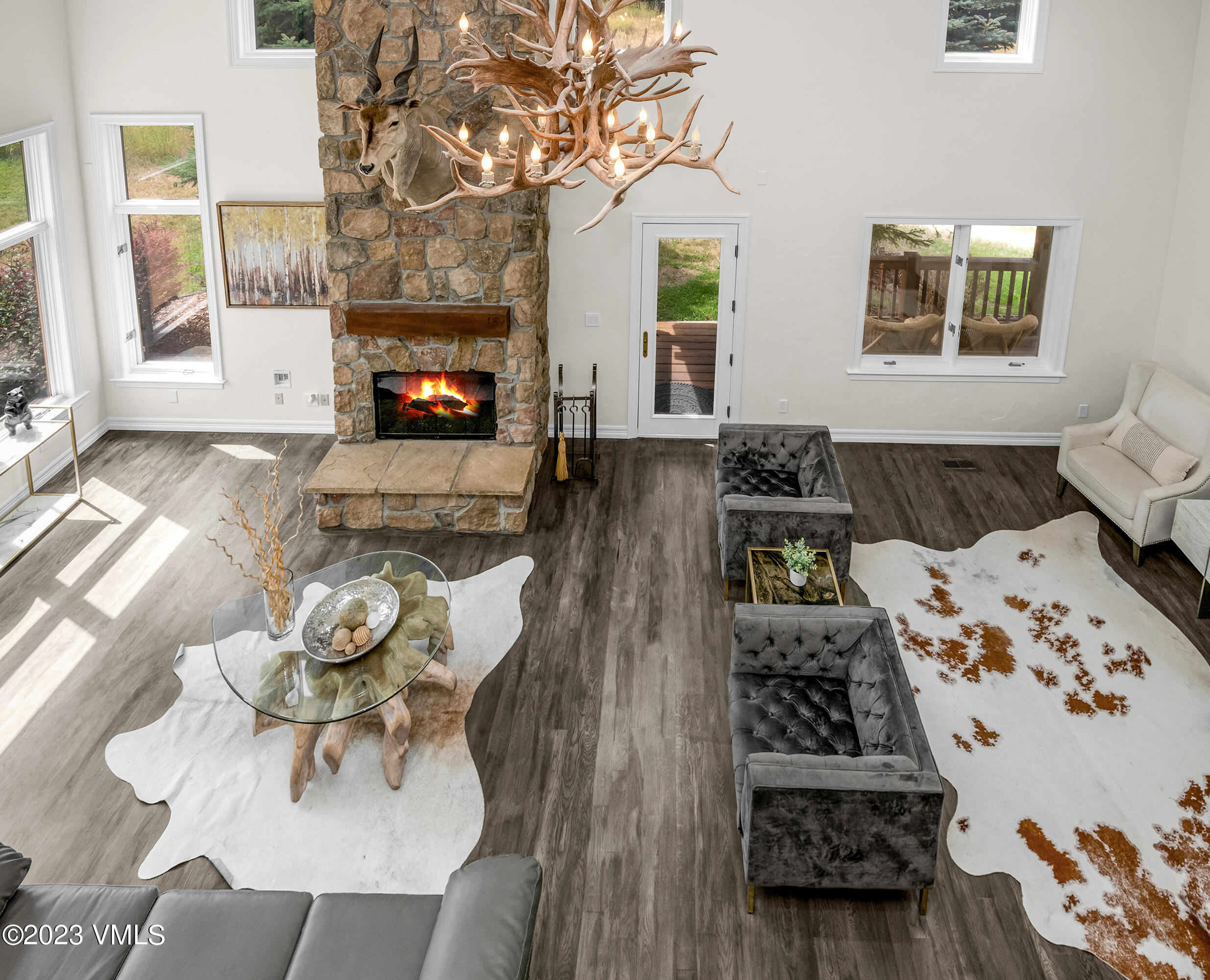 305 Red Fox Gypsum, CO 81637 - Photo 11 of 50 a living room with furniture and wooden floor