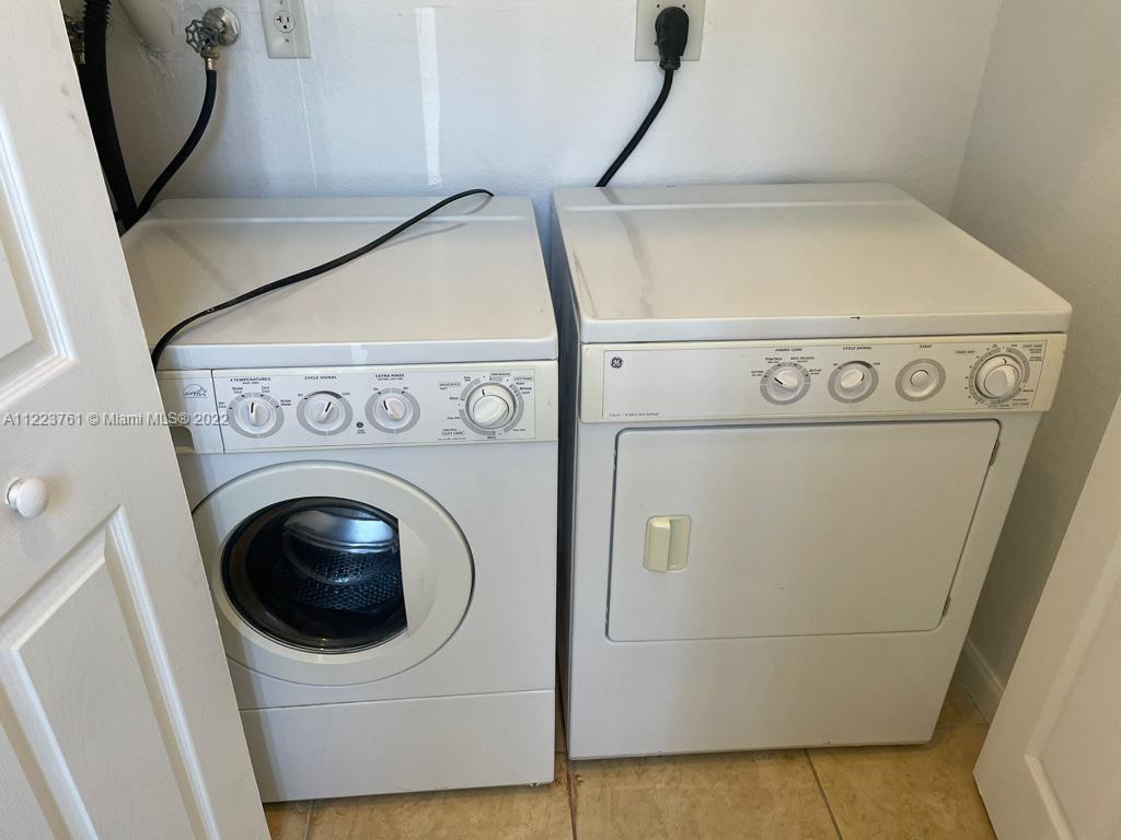 2854 Southeast 15th Road, Unit 43 Homestead, FL 33035 - Photo 3 of 10 Gallery Image 3