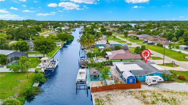 $445,000 | 13527 Marquette Boulevard, Fort Myers, FL 33905