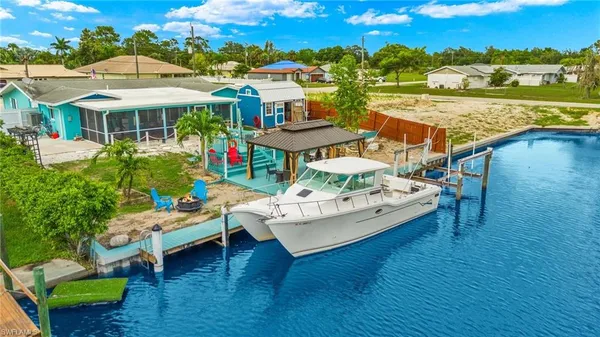 $445,000 | 13527 Marquette Boulevard, Fort Myers, FL 33905