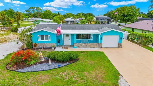 $445,000 | 13527 Marquette Boulevard, Fort Myers, FL 33905