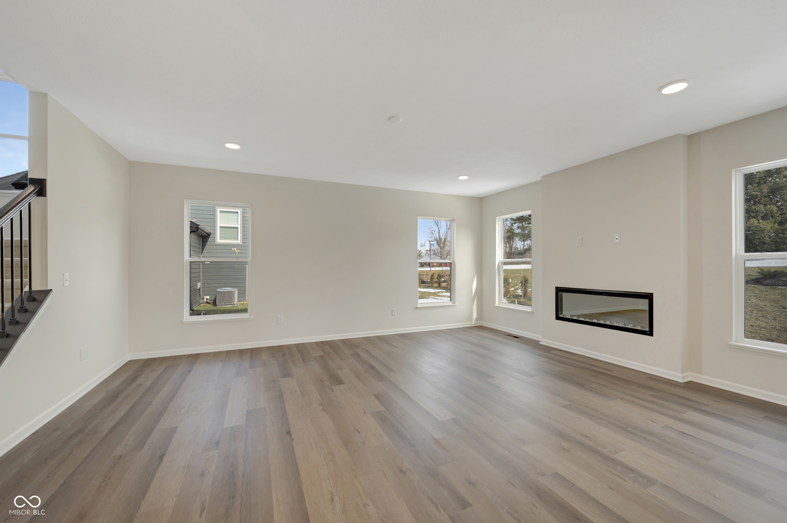 1109 Vineyard Way Greenwood, IN 46143 - Photo 7 of 21