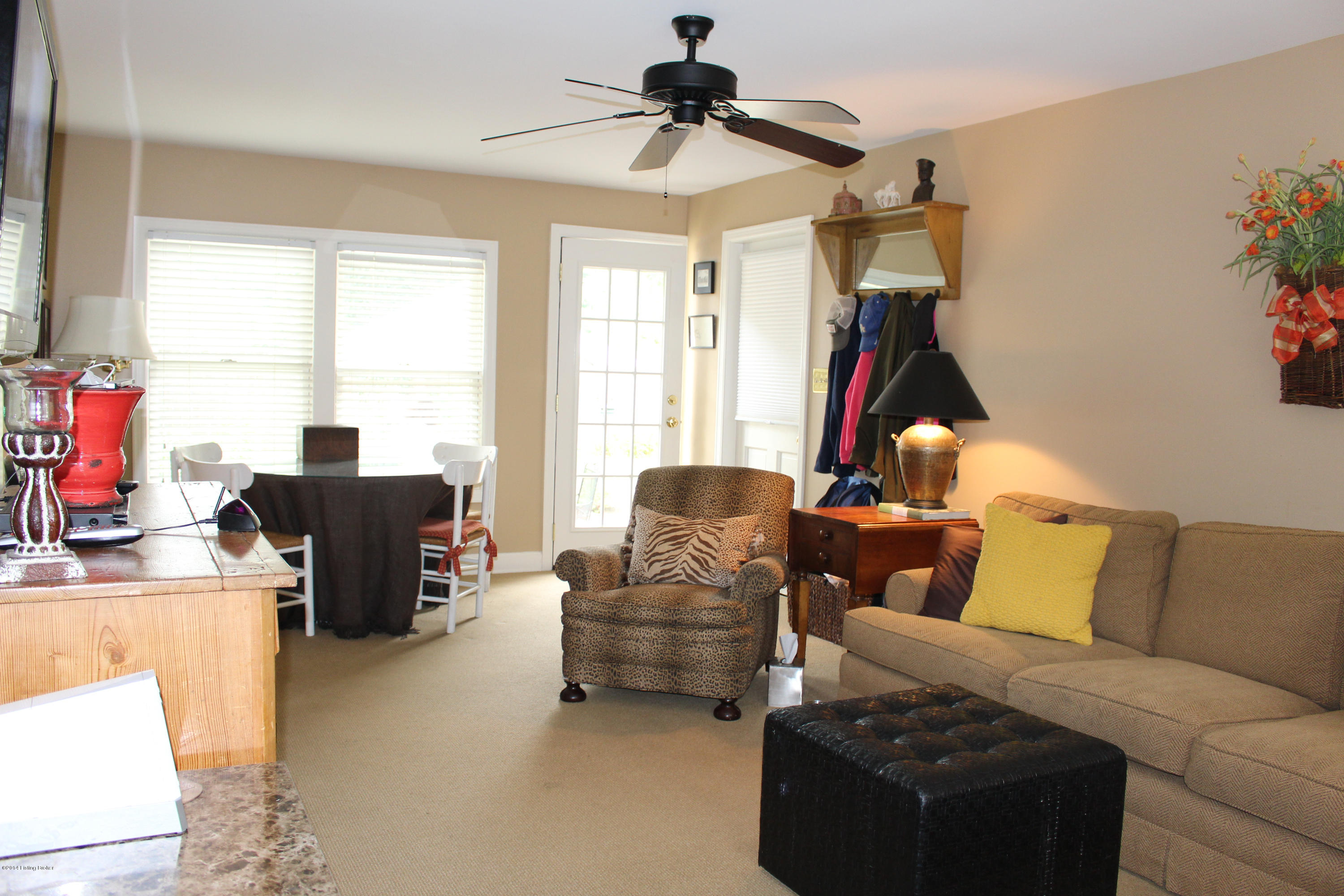 723 Waterford Road Louisville, KY 40207 - Photo 16 of 32 Family room